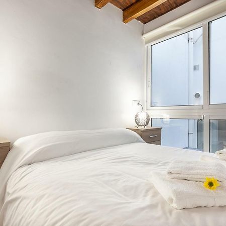 Pasaje Amores Iz. - Tranquilidad Y Vida Cultural En Centro Sevilla 4Px Luaran gambar