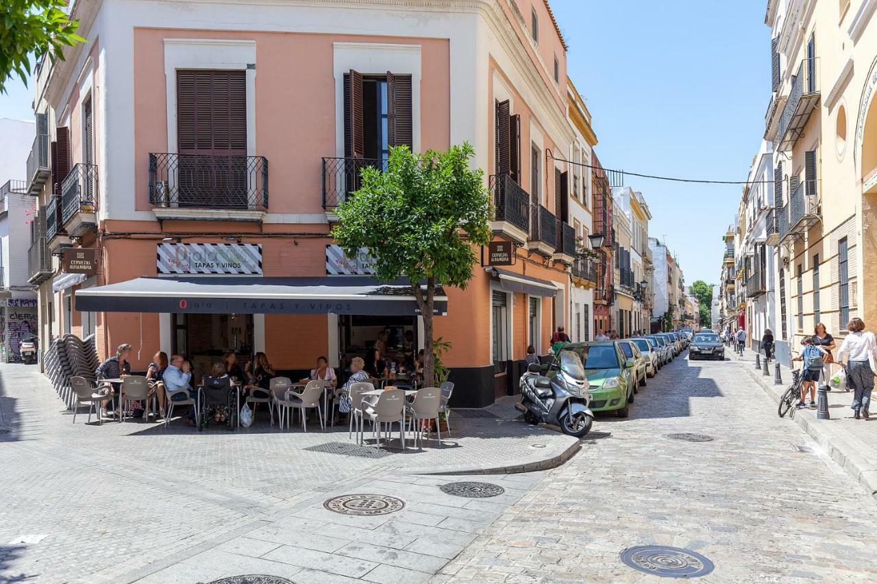 Pasaje Amores Iz. - Tranquilidad Y Vida Cultural En Centro Sevilla 4Px Luaran gambar