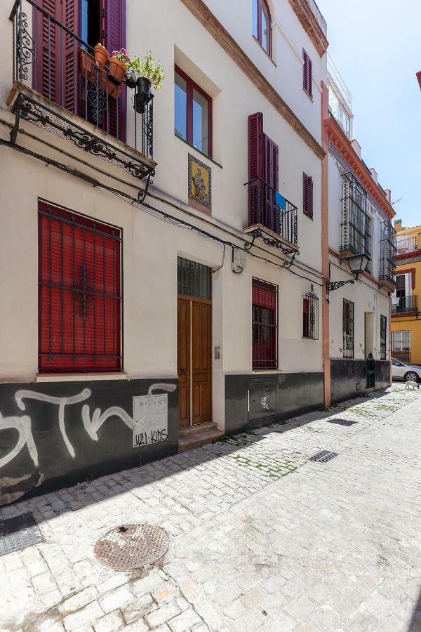 Pasaje Amores Iz. - Tranquilidad Y Vida Cultural En Centro Sevilla 4Px Luaran gambar